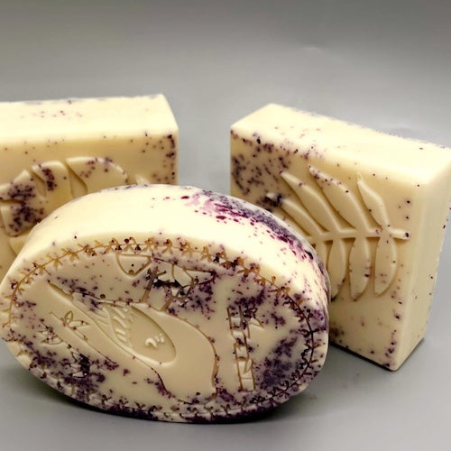 Island Peppa Honey & Lemon Lavender Soap bar, handmade skincare for acne, eczema, and dry skin relief.